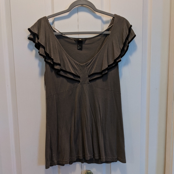 2/$20 H&M Sleeveless Sailor top - Picture 1 of 4
